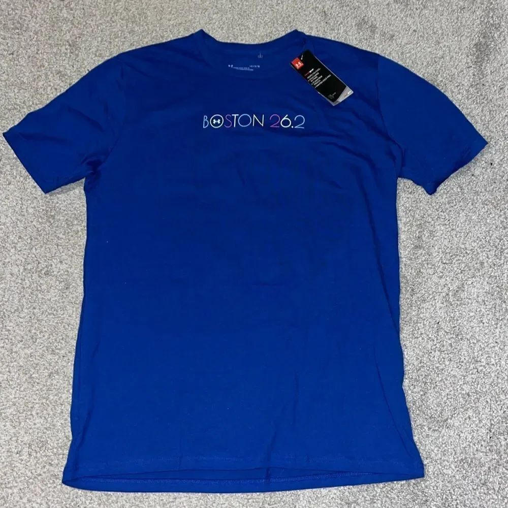 New BLUE UA Big Print Back 2024 short sleeve 128th Boston Marathon Shirt Running